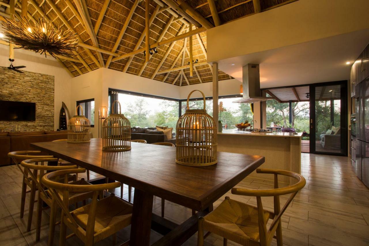 Moya Safari Villa Hoedspruit Bagian luar foto